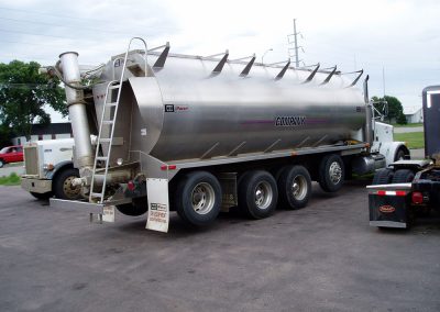 Tractor-Trailer-Frame-Repair-Dakota-Alignment